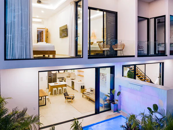 Elegante Villa con junto una la Piscina Oasis y Moderno Interiors