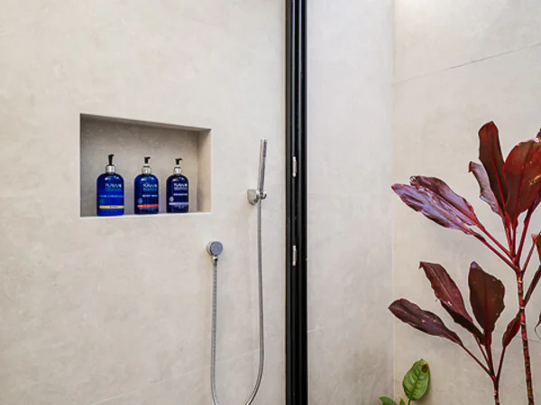 Elegante Interior-Exterior Baño Oasis